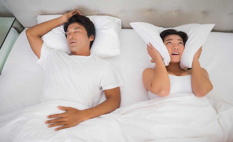 Nghiến răng khi ngủ không chỉ ảnh hưởng đến sức khỏe còn ảnh hưởng đến người bên cạnh